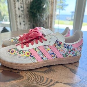 Adidas Liberty Floral girls Shoes